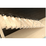 escada de concreto flutuante orçamento Itapoá